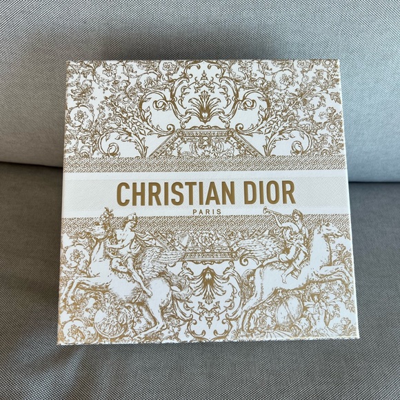 Dior Box - Picture 5 of 10